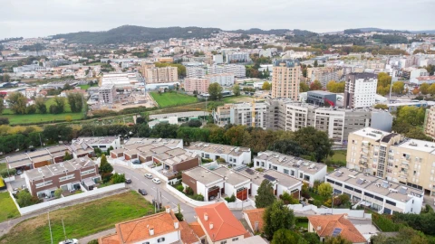 Moradia T3 para Venda em Antas e Abade de Vermoim