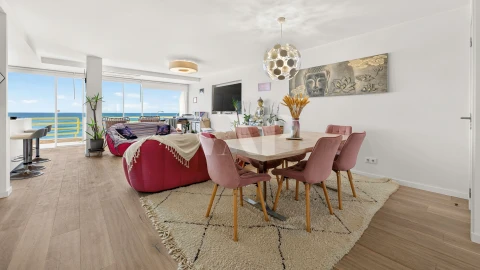 Apartamento para Venda em Quarteira