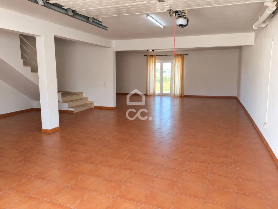 Apartamento T4 para Venda em Bombarral e Vale Covo Foto 38
