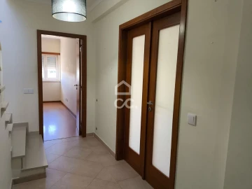 Apartamento T4 para Venda em Bombarral e Vale Covo