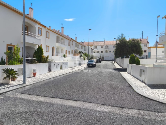 Apartamento T4 para Venda em Bombarral e Vale Covo Foto 41