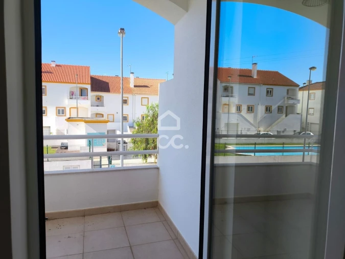 Apartamento T4 para Venda em Bombarral e Vale Covo Foto 20