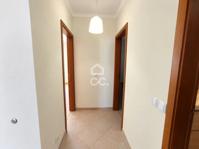 Apartamento T4 para Venda em Bombarral e Vale Covo Foto 25