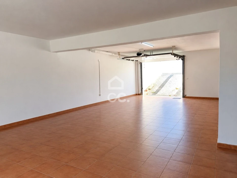 Apartamento T4 para Venda em Bombarral e Vale Covo Foto 36