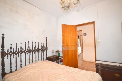 Moradia T2 para Venda em Loule (São Clemente)