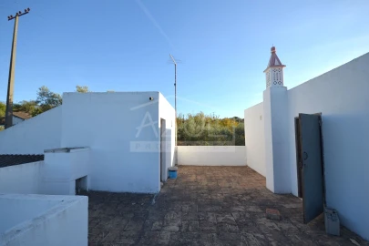 Moradia T2 para Venda em Loule (São Clemente)