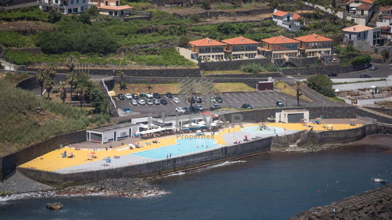 Terreno para Venda em Ponta Delgada Foto 3