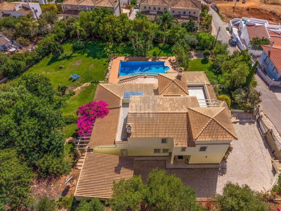 Moradia T5 para Venda em Loule (São Clemente) Foto 47