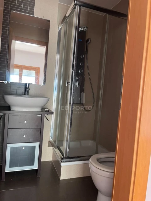 Apartamento T5 para Venda em Nossa Sra de Fatima