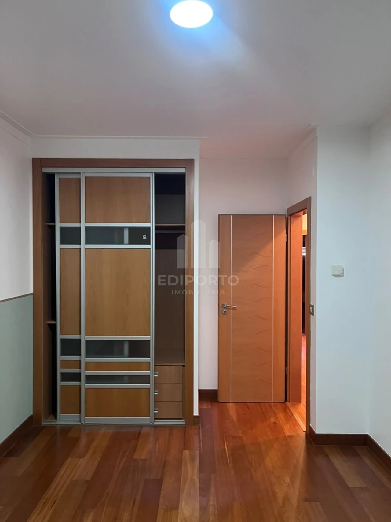 Apartamento T5 para Venda em Nossa Sra de Fatima Foto 6