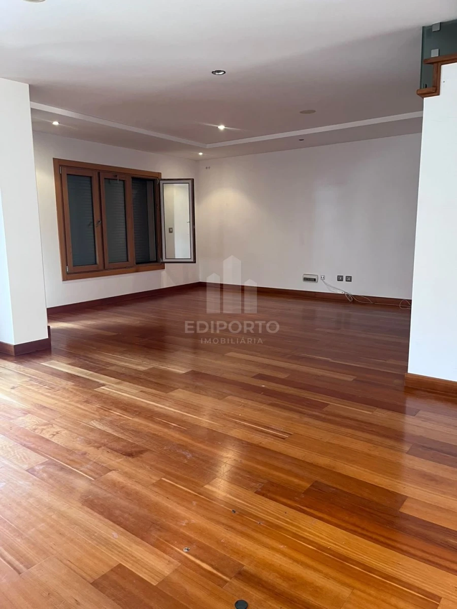 Apartamento T5 para Venda em Nossa Sra de Fatima Foto 2