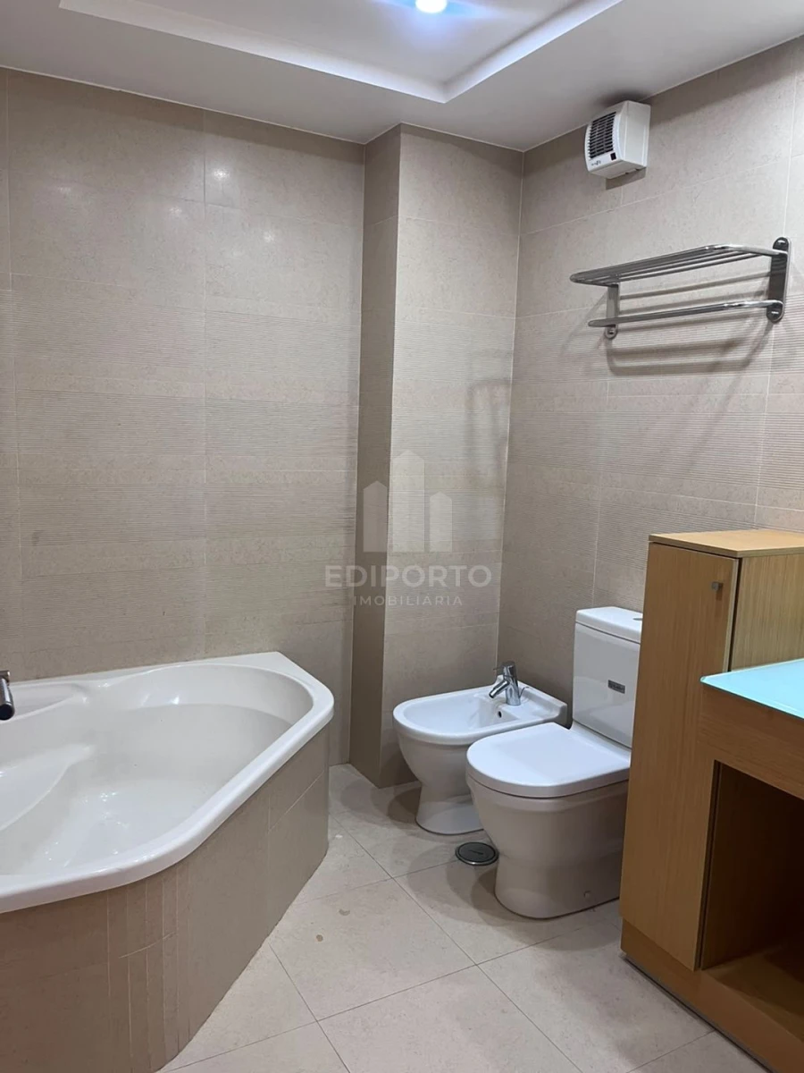 Apartamento T5 para Venda em Nossa Sra de Fatima Foto 18
