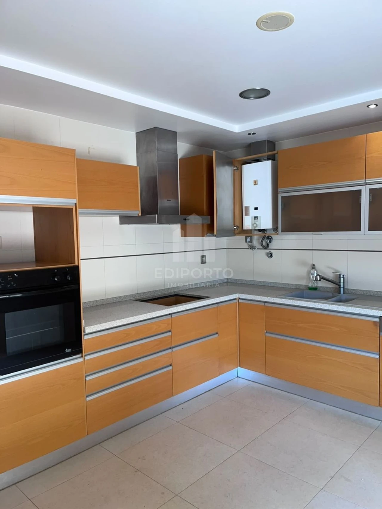 Apartamento T5 para Venda em Nossa Sra de Fatima Foto 16