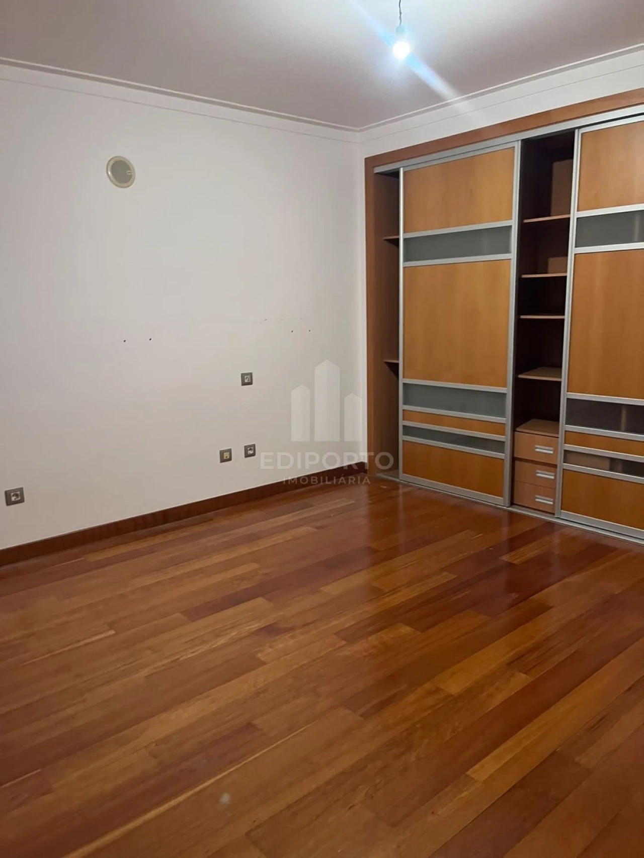 Apartamento T5 para Venda em Nossa Sra de Fatima Foto 9