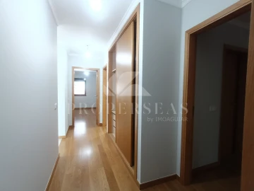 Apartamento T3 para Venda em Funchal (Santa Luzia)