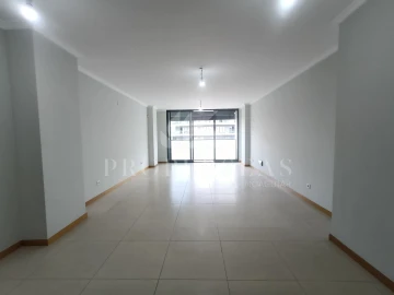 Apartamento T3 para Venda em Funchal (Santa Luzia)