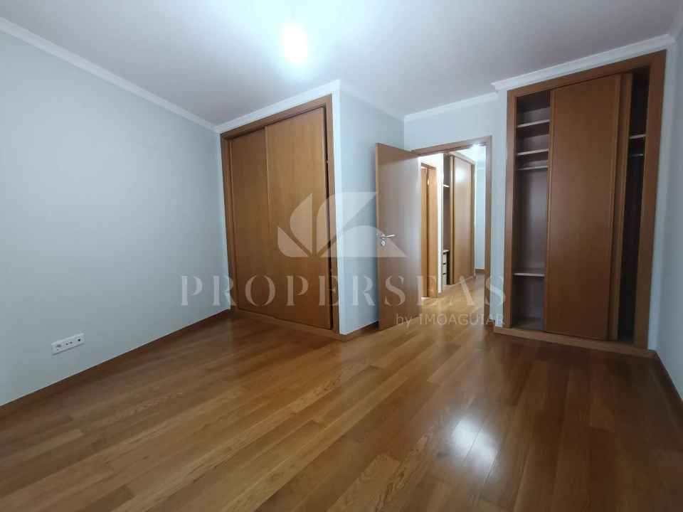 Apartamento T3 para Venda em Funchal (Santa Luzia) Foto 6
