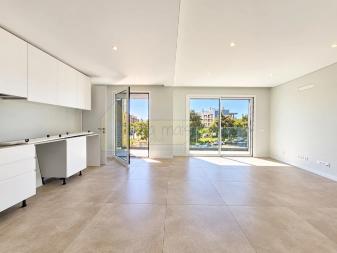 Apartamento T2 para Venda em Olhão Foto 11