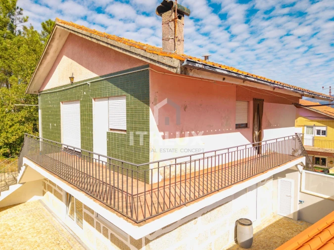 Apartamento T3 para Venda em Lomba Foto 2