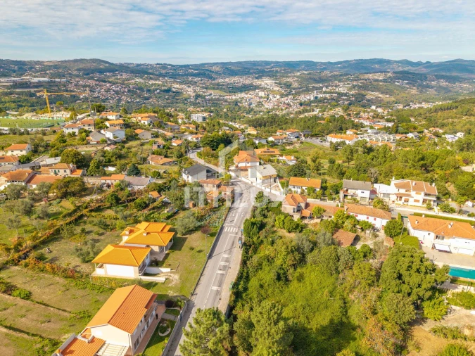 Apartamento T3 para Venda em Lomba Foto 17