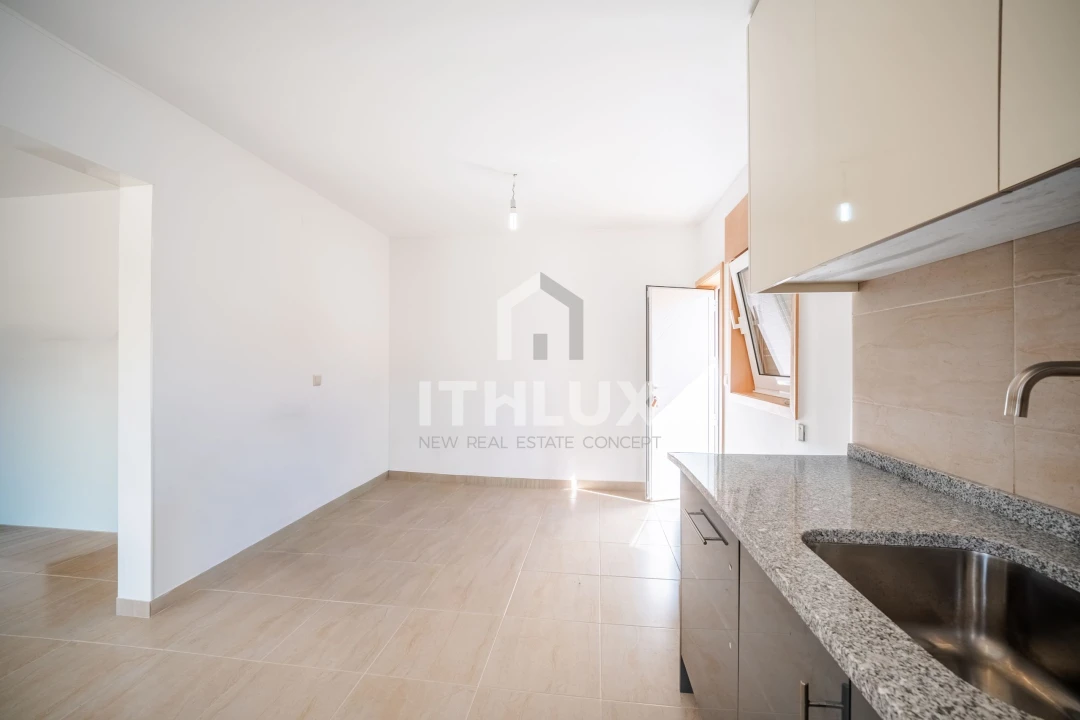 Apartamento T3 para Venda em Lomba Foto 5