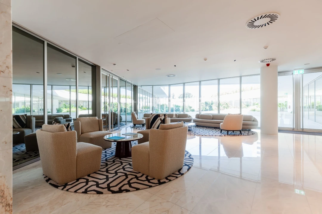 Apartamento T3 para Arrendamento em Campolide Foto 40