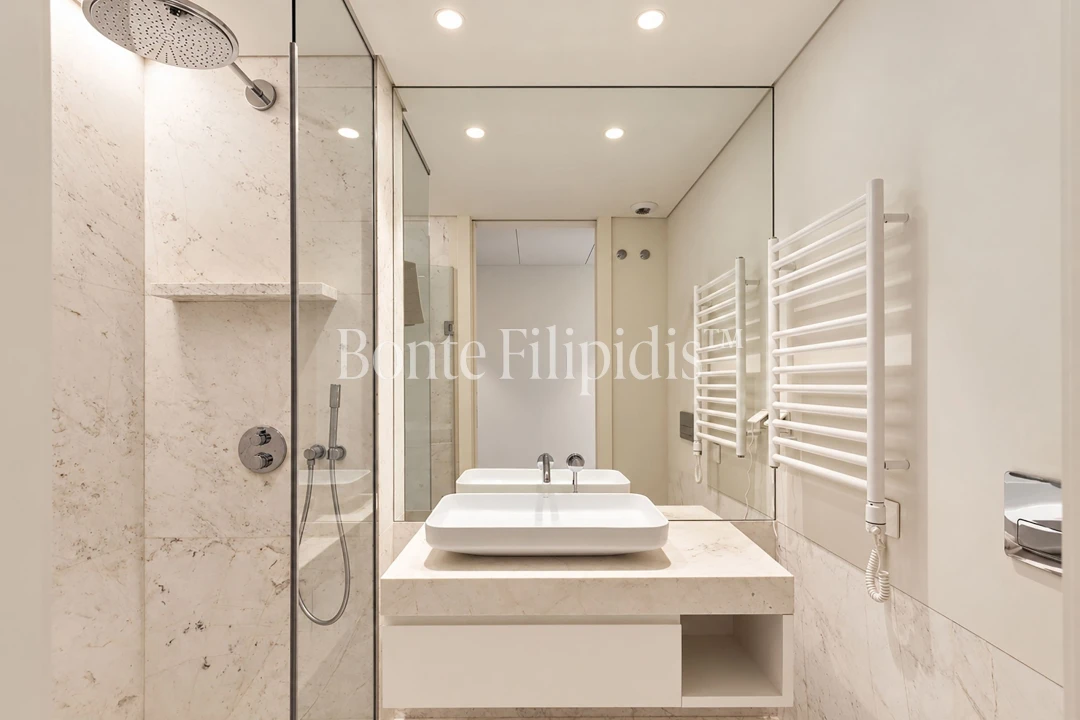 Apartamento T3 para Arrendamento em Campolide Foto 33