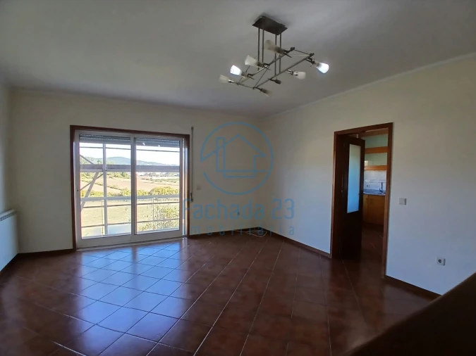 Apartamento T2 para Venda em Meixomil Foto 5
