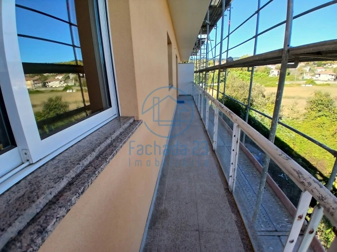 Apartamento T2 para Venda em Meixomil Foto 8