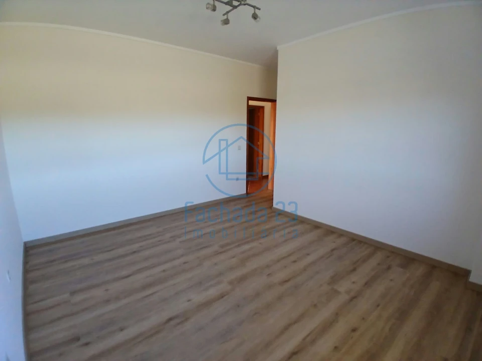 Apartamento T2 para Venda em Meixomil Foto 23