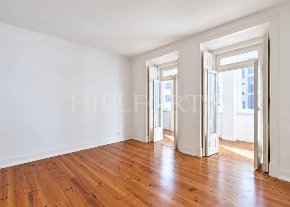 Apartamento T2 para Venda em Arroios Foto 3