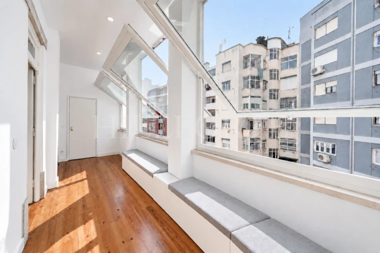Apartamento T2 para Venda em Arroios Foto 12
