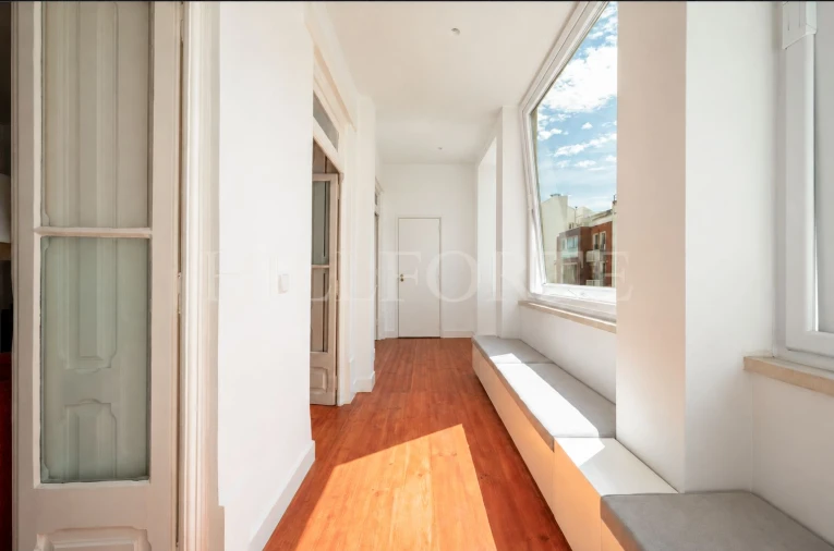 Apartamento T2 para Venda em Arroios Foto 13