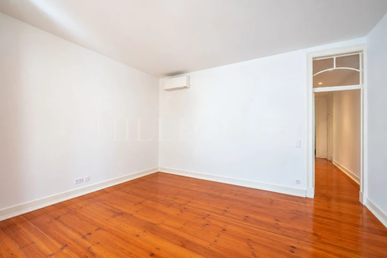 Apartamento T2 para Venda em Arroios Foto 18