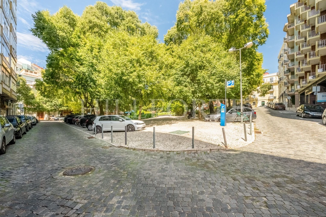 Apartamento T2 para Venda em Arroios Foto 28