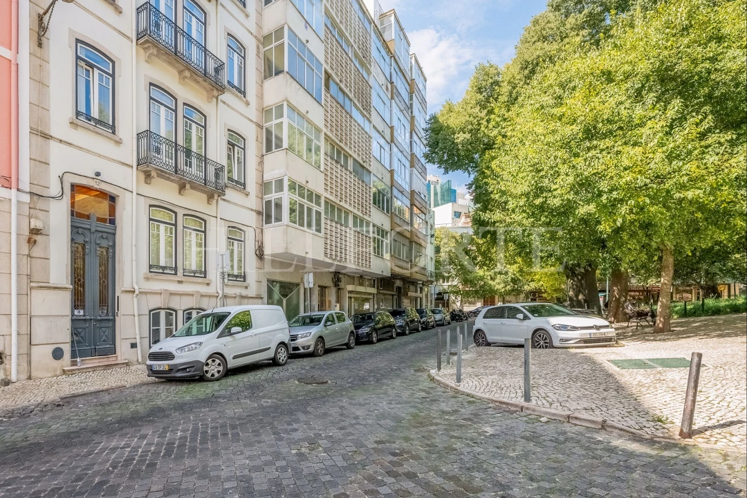 Apartamento T2 para Venda em Arroios Foto 27