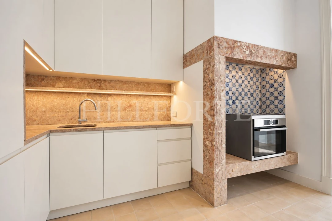 Apartamento T2 para Venda em Arroios Foto 9
