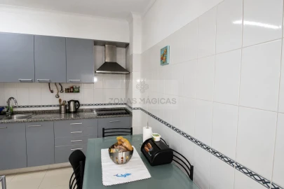 Apartamento T3 para Venda em Lagos (São Sebastião e Santa Maria)