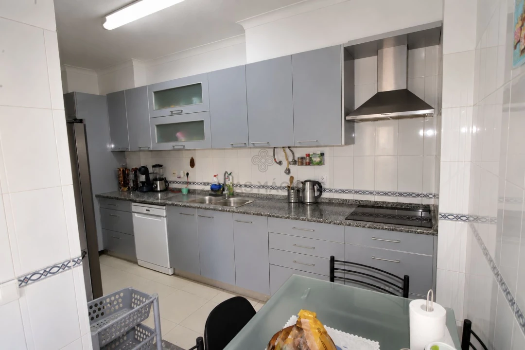 Apartamento T3 para Venda em Lagos (São Sebastião e Santa Maria) Foto 2