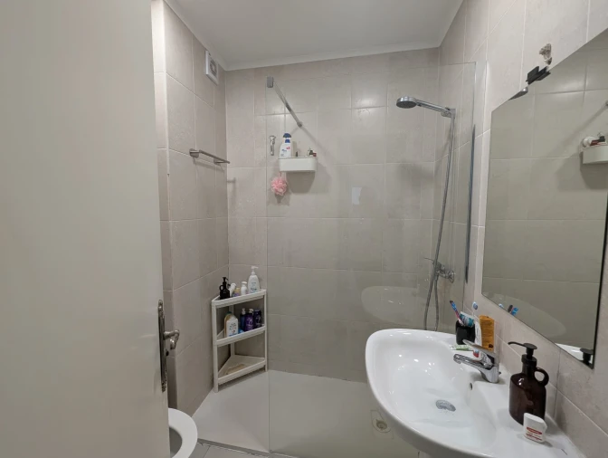 Apartamento T2 para Venda em Faro (Sé e São Pedro) Foto 7