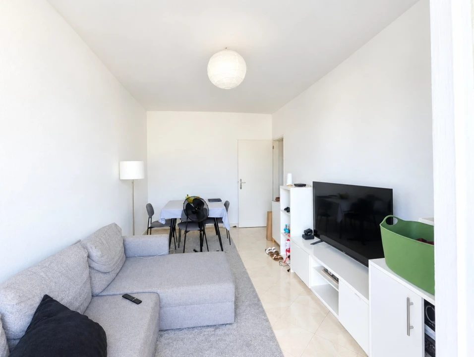 Apartamento T2 para Venda em Faro (Sé e São Pedro) Foto 3