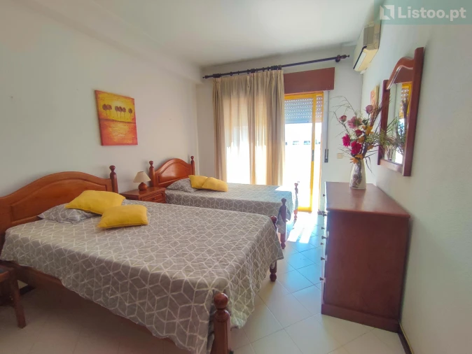 Apartamento T2 para Venda em Quarteira Foto 10