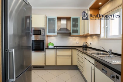 Apartamento para Venda em Quarteira