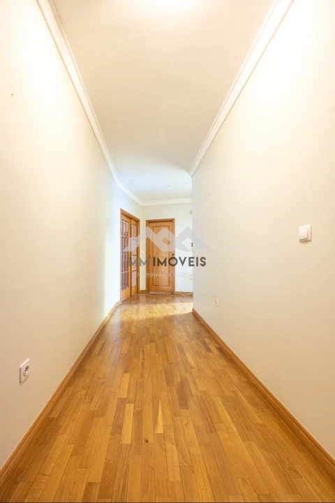 Apartamento T3 para Venda em Cedofeita, Santo Ildefonso, Sé, Miragaia, São Nicolau e Vitória