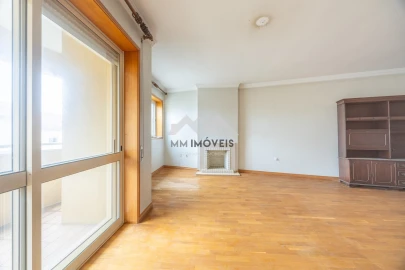 Apartamento T3 para Venda em Cedofeita, Santo Ildefonso, Sé, Miragaia, São Nicolau e Vitória