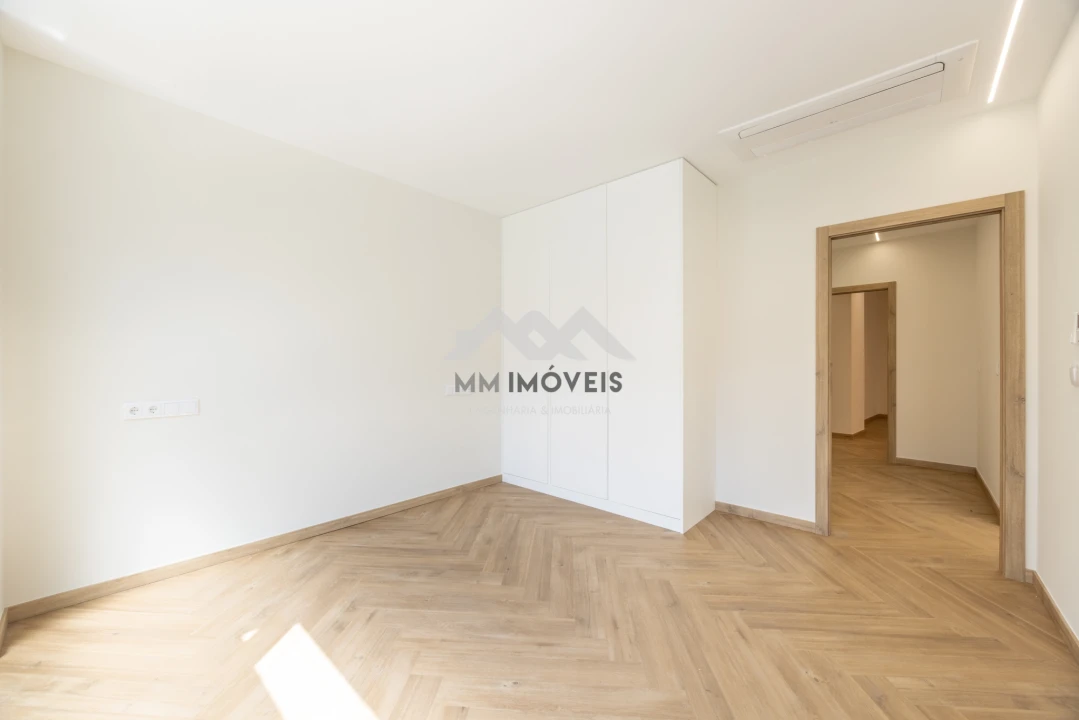 Apartamento T3 para Venda em Bonfim Foto 25