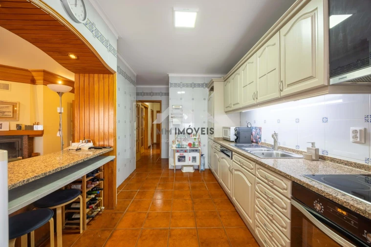 Apartamento T2 para Venda em Cidade da Maia Foto 20
