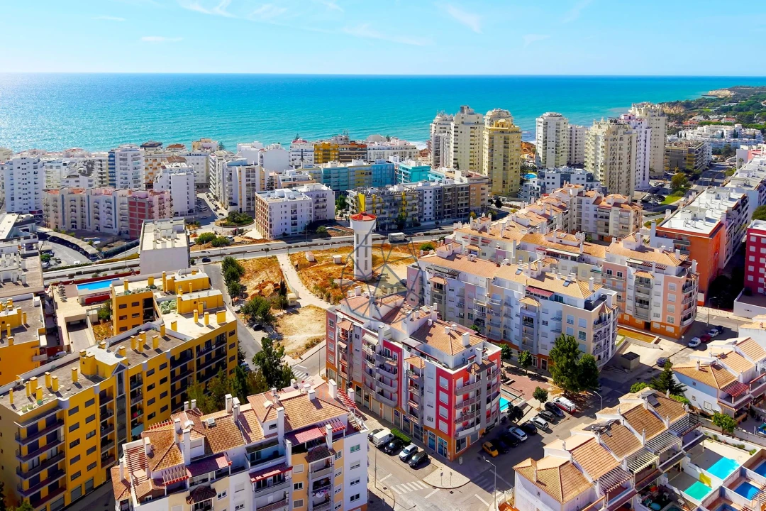 Apartamento T2 para Venda em Portimão Foto 49