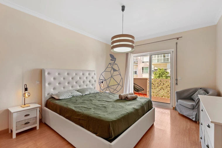 Apartamento T2 para Venda em Portimão Foto 19