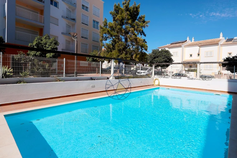 Apartamento T2 para Venda em Portimão Foto 38
